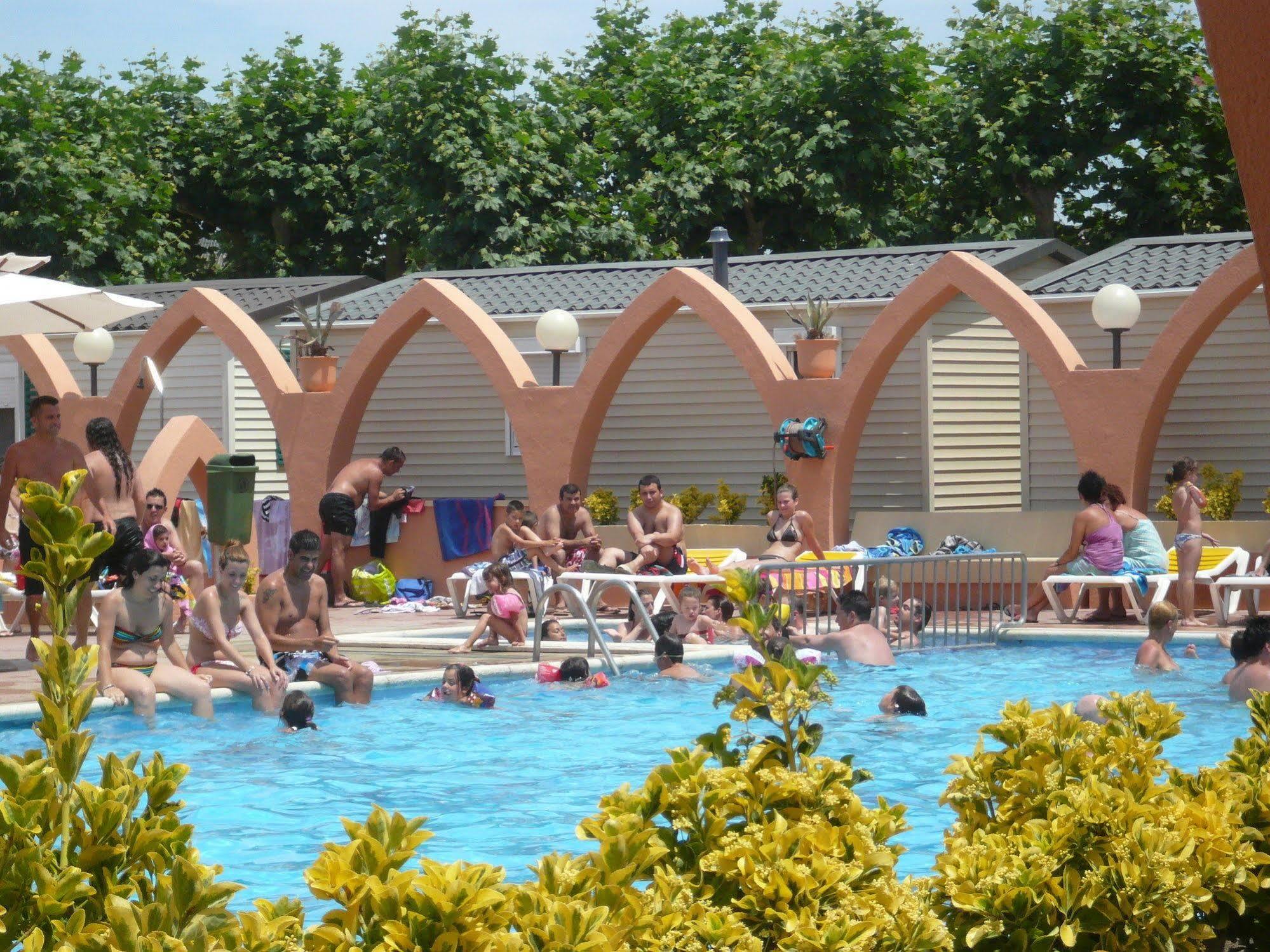 Camping El Camell Pineda de Mar Ngoại thất bức ảnh